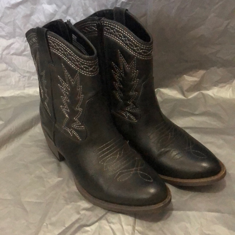 Free People Vegan cowboy boots